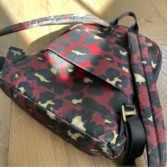 Baggallini Commuter Backpack - Picture 7 of 8